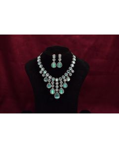 ad jewellery set